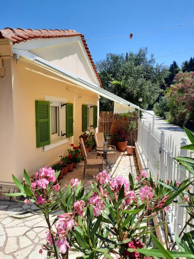 Blue Horizon Villa Mpoukaris Exterior photo