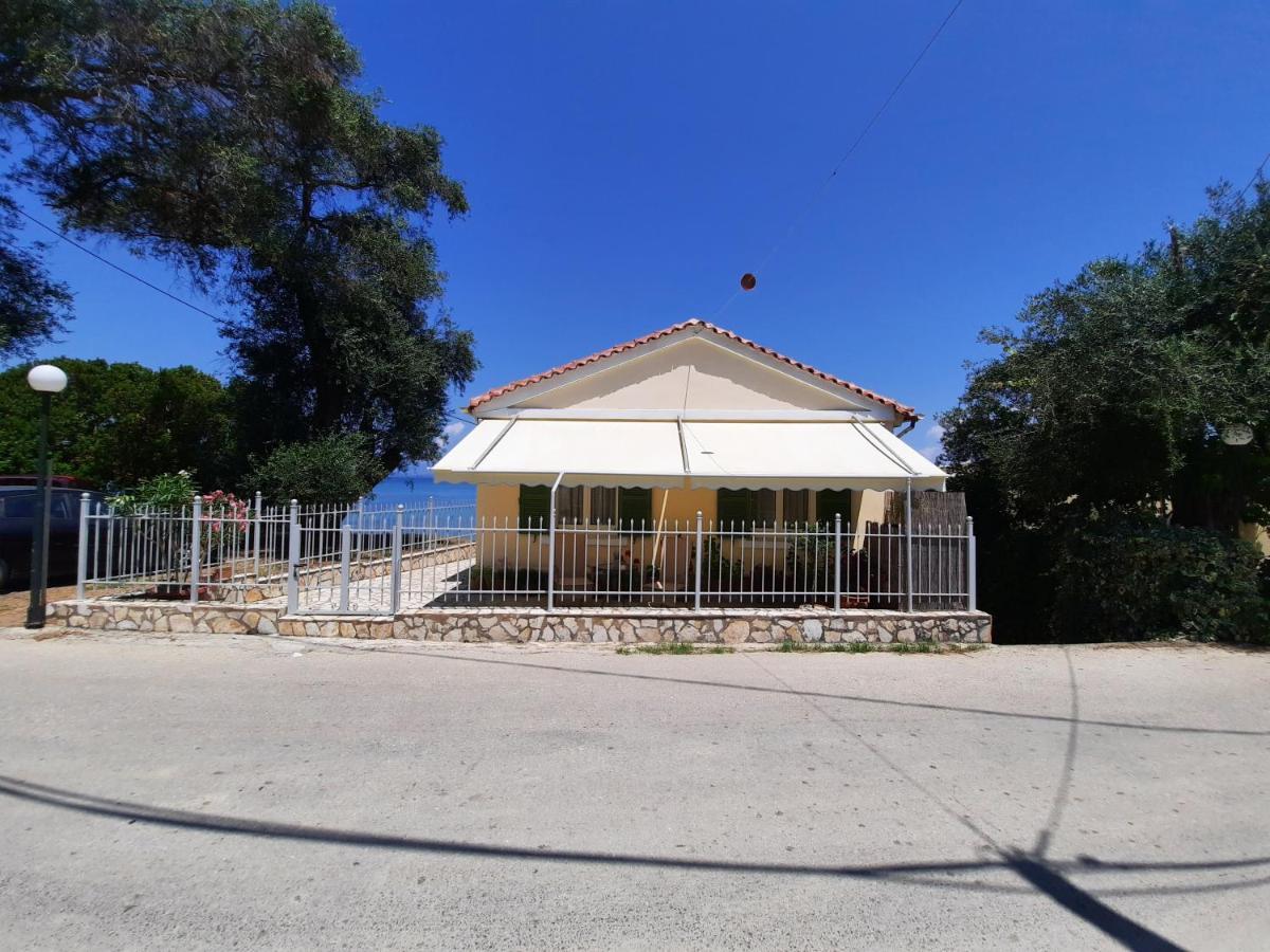 Blue Horizon Villa Mpoukaris Exterior photo