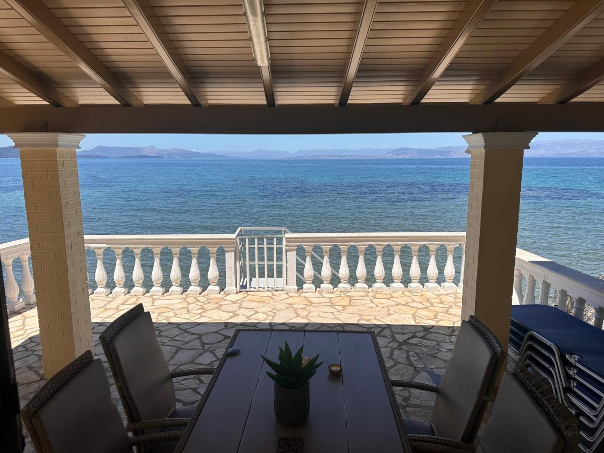 Blue Horizon Villa Mpoukaris Exterior photo