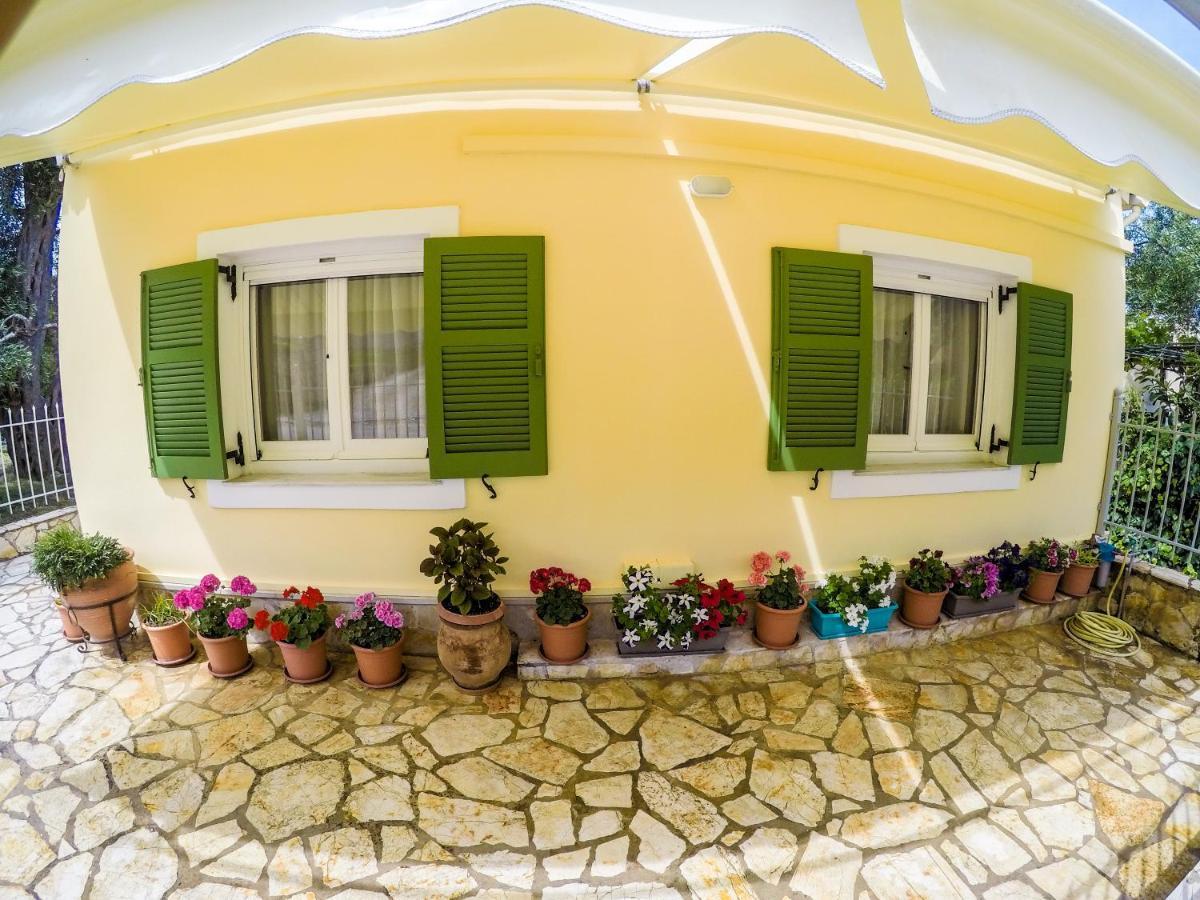 Blue Horizon Villa Mpoukaris Exterior photo